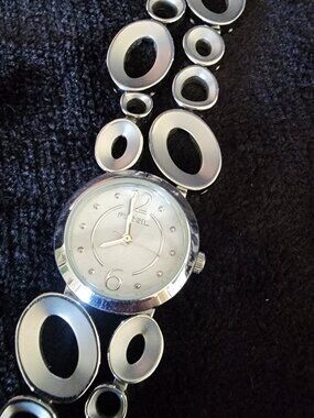 New Fossil ES-2061 Ladies Watch